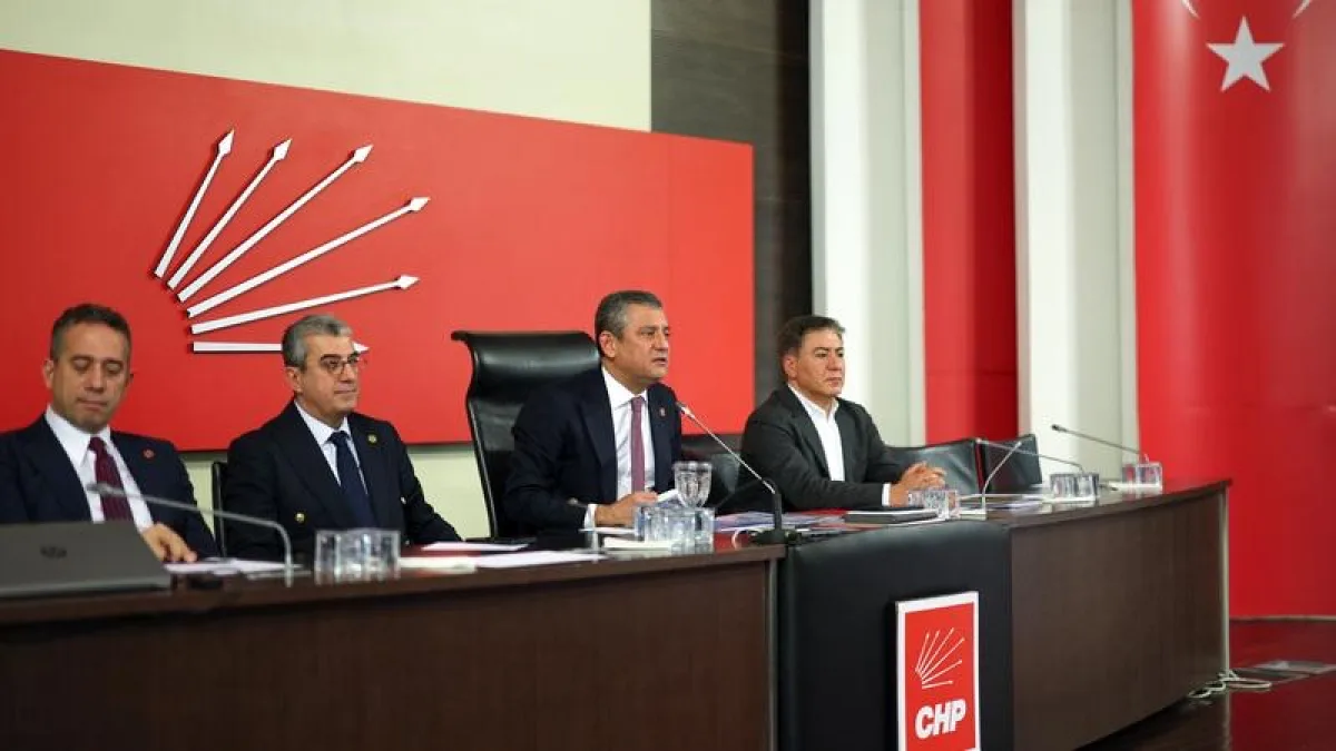 CHP’de Kritik Gün! Özgür Özel Grup Başkanı Seçildi, Gözler Kılıçdaroğlu Görüşmesinde