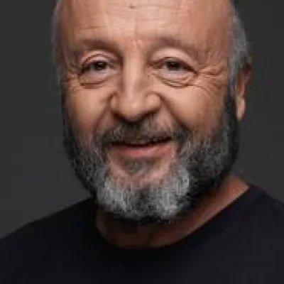 Hakan Salınmış